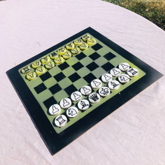 Chess Set - Sheen Green - Picture 4 of 9